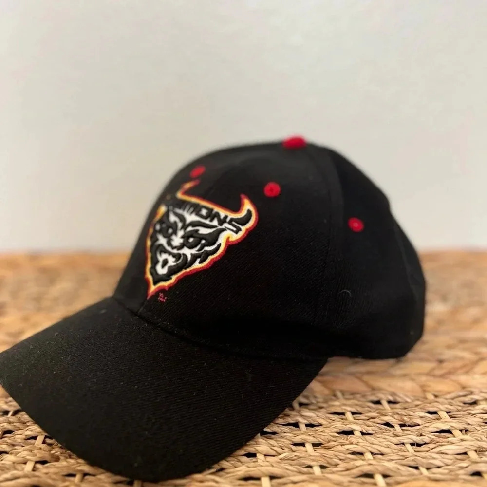 Vintage XFL San Francisco Demons Hat Black Adjustable Strapback Embroidered Logo - Picture 3 of 8